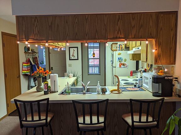 2nd image of 6418 Reflections Dr APT B