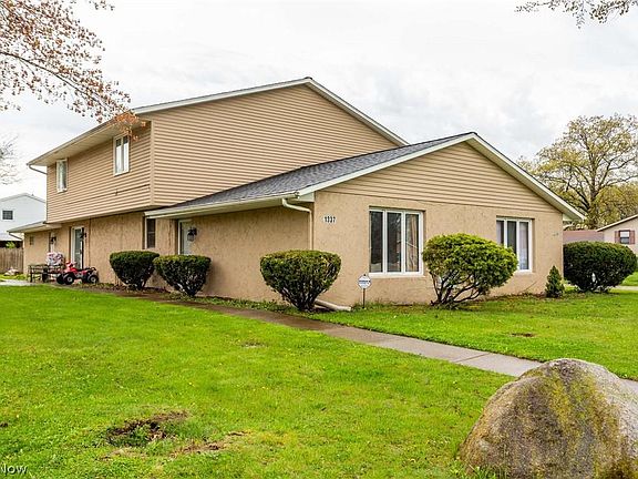 4th image of 1335 Lindenwood Dr