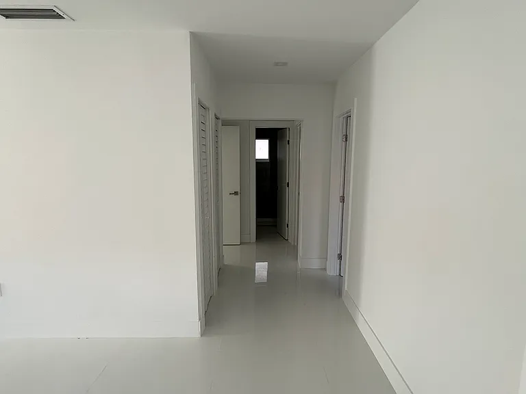 3440 SW 25th St — Photo 3