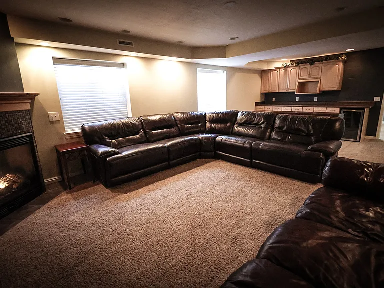 494 E Sandy Hollow Cir #L — Photo 11