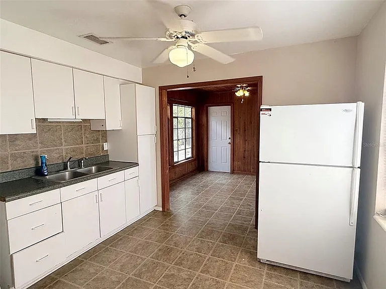 4935 Emerson Ave S — Photo 7