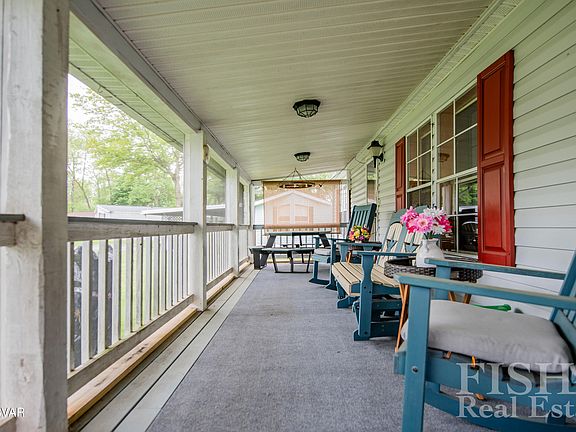 3rd image of 422 McElhattan Dr #866