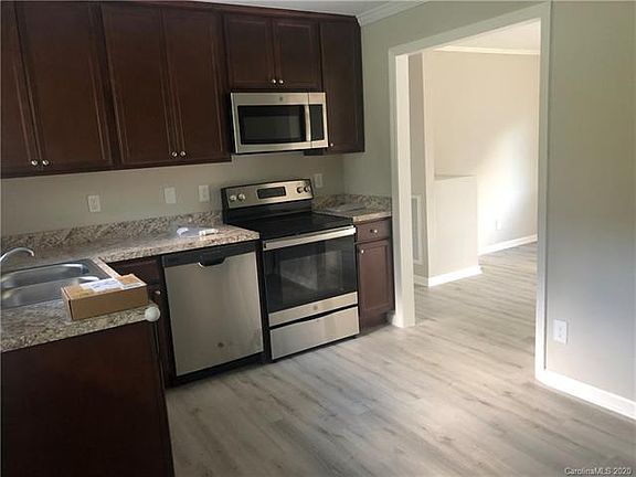 4th image of 851 Crestway Dr