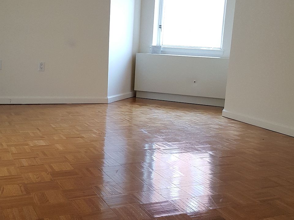 2nd image of 50 Battery Pl APT 5Z