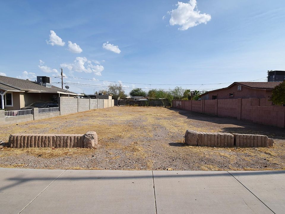2nd image of 2005 W Sherman St Lot 3