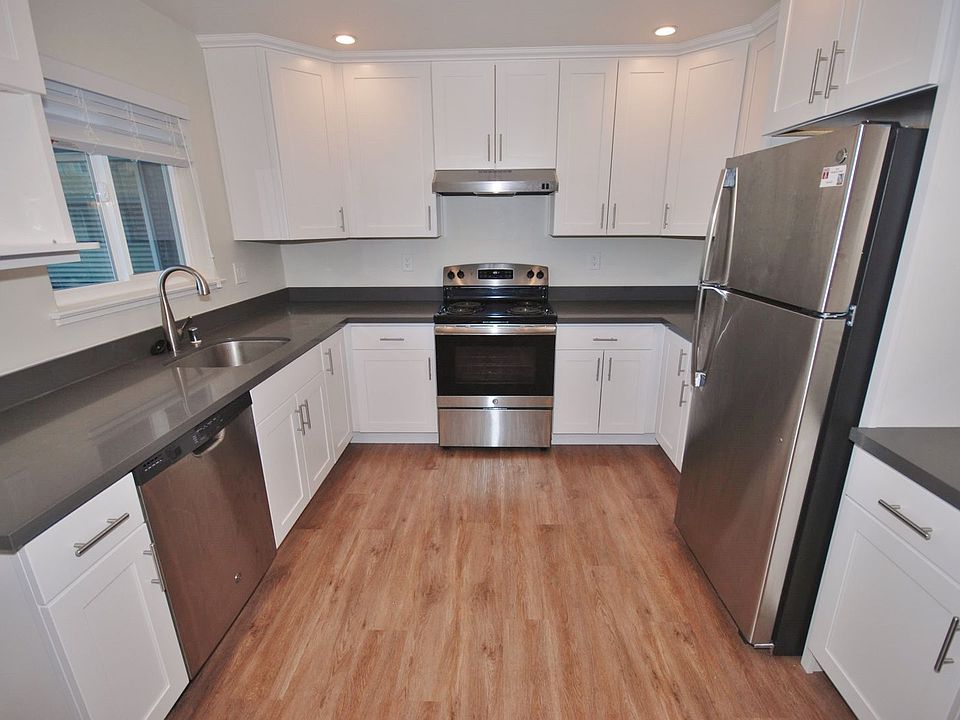 1st image of 1133 Village Dr APT 8