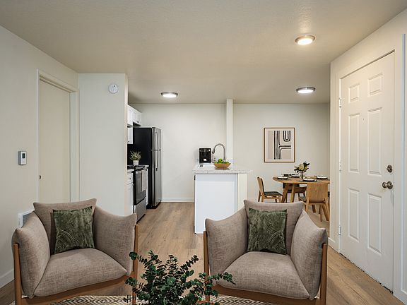 Glen Ridge | Living Room