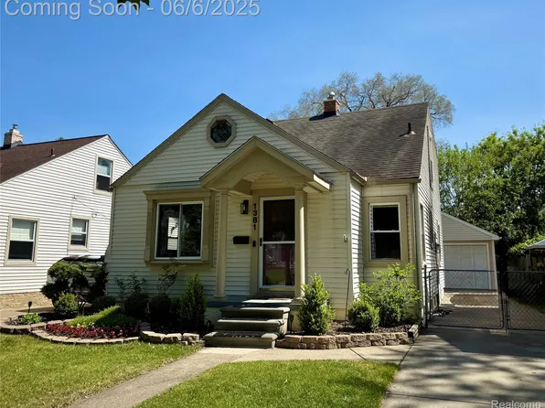 1381 Eaton Rd, Berkley, MI 48072