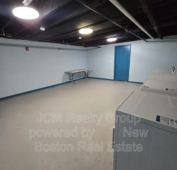 191 N Common St #U — Photo 17