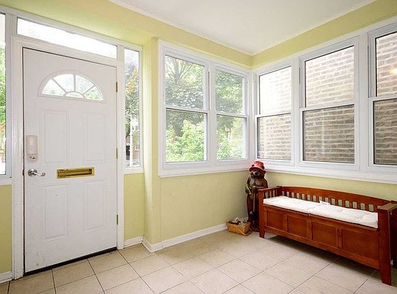 2nd image of 1318 W Columbia Ave