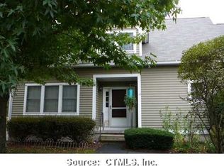 16 Chatsworth Rd, Granby, CT 06035