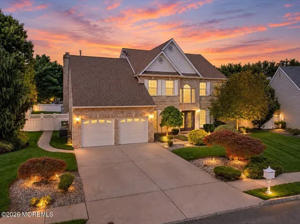 25 Paceview Drive, Howell, NJ 07731