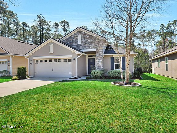 4th image of 386 ASPEN LEAF Drive