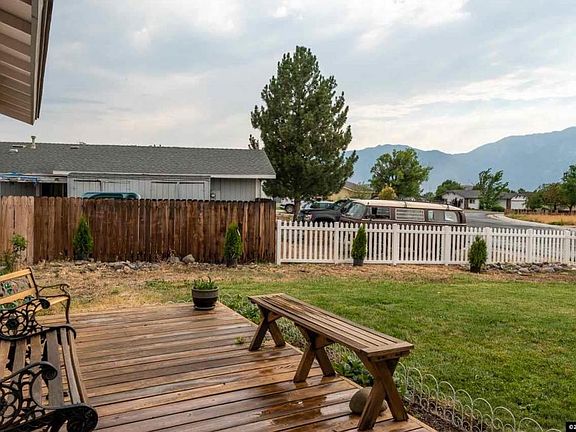 5th image of 1394 Bumblebee Dr