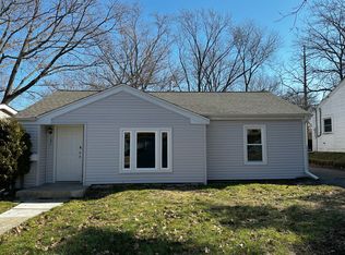 151 N Greenview Ave, Mundelein, IL 60060