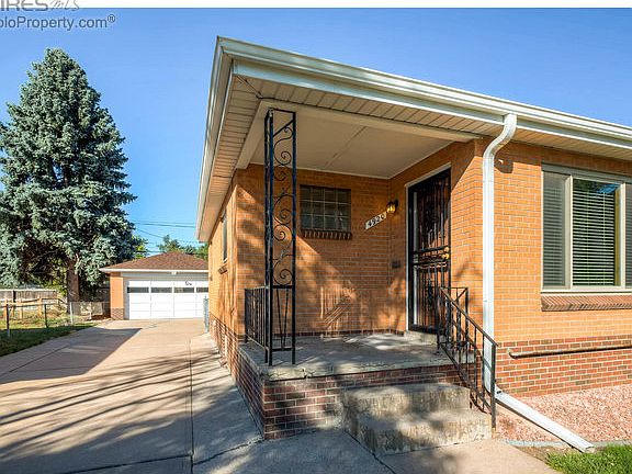 3rd image of 4920 W Vassar Ave