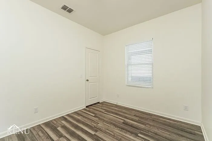 13714 Lunar Light St — Photo 11
