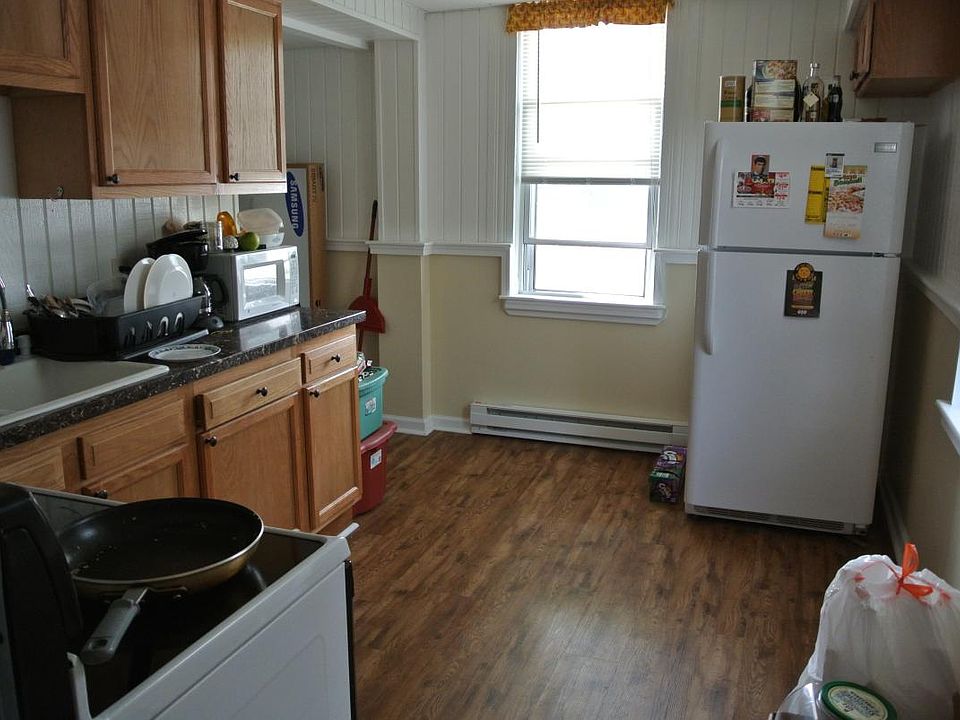 Large kitchen
