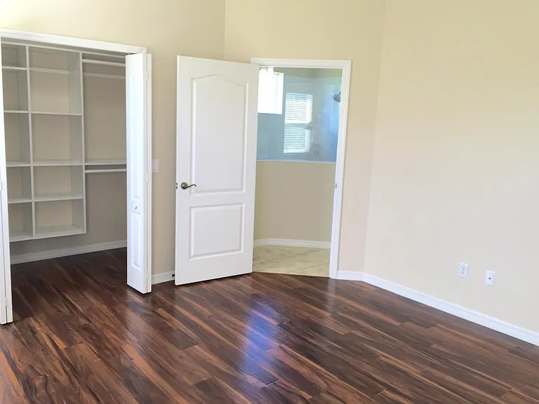 1614 White Breeze Cv — Photo 19