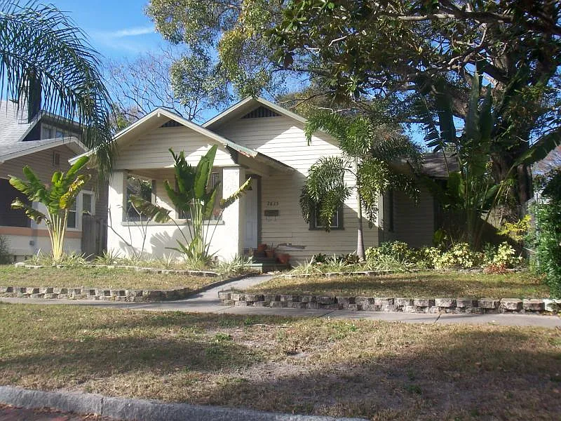 2635 2nd Ave N