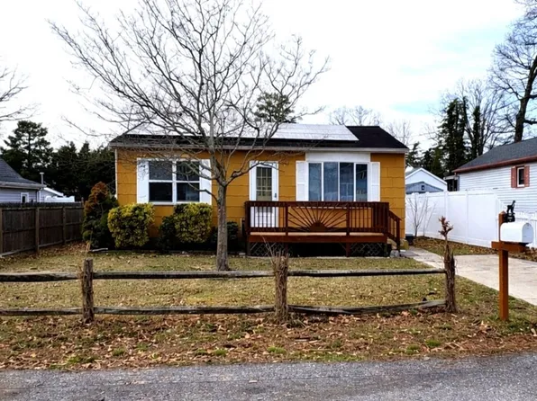 26 Adelphia Rd, Cape May, NJ 08204