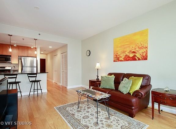 4th image of 1400 S Michigan Ave APT 1408