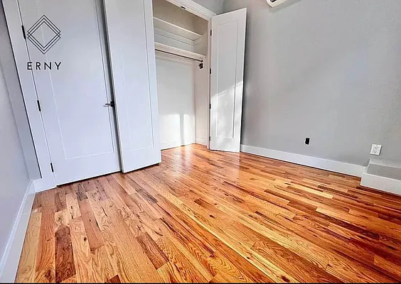 Rented by ERNY LLC | media 8