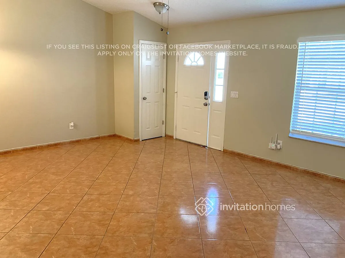 Building Photo - 9472 Brackin St