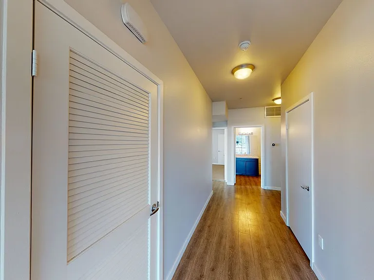 The Curson — Photo 10