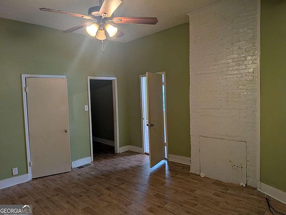 5th image of 1730 Spring St NE