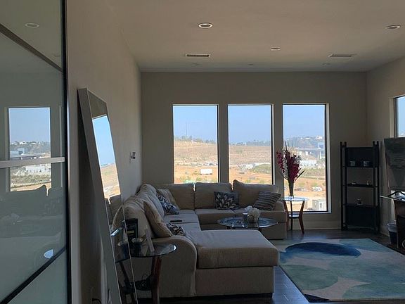 4th image of 8511 Aspect Dr