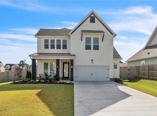 2703 N 20th Pl, Rogers, AR 72756