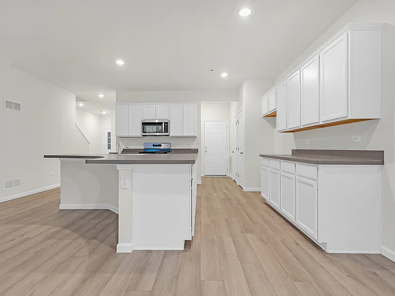 5913 Hawkweed Dr — Photo 6
