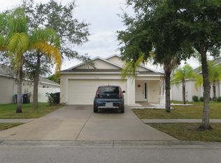 8104 Carriage Pointe Dr, Gibsonton, FL 33534