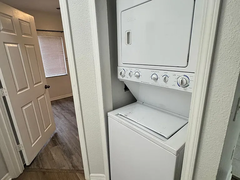 6411 Cypressdale Dr #202 — Photo 12