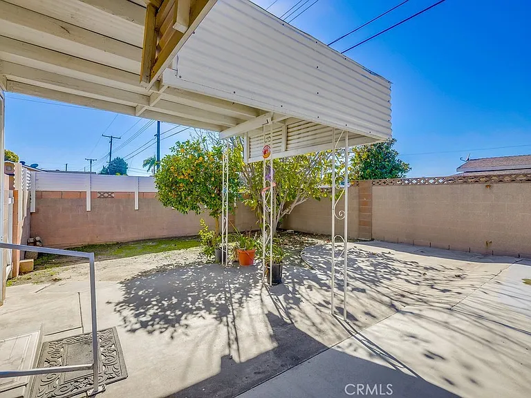 10321 Courtright Rd — Photo 37
