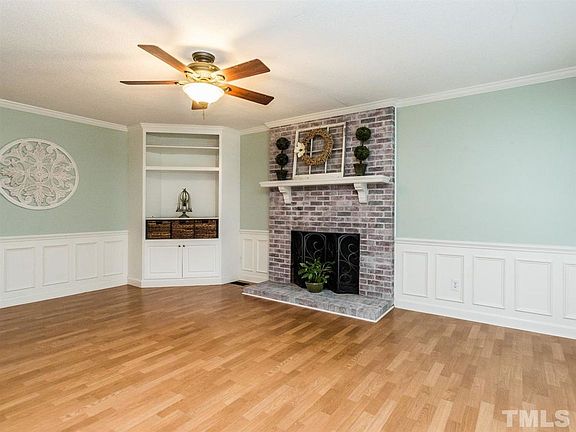 3rd image of 4705 Bentcreek Dr