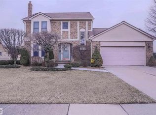 3002 Elphin Dr, Sterling Heights, MI 48310