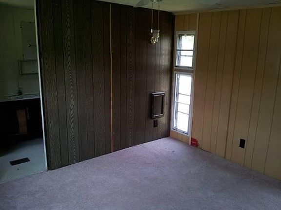 4th image of 199 Snowshoe Ct