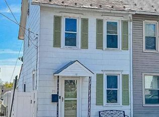 752 3rd St, Catasauqua, PA 18032