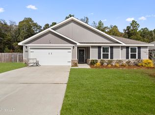 10456 Willow Leaf Dr, Gulfport, MS 39503