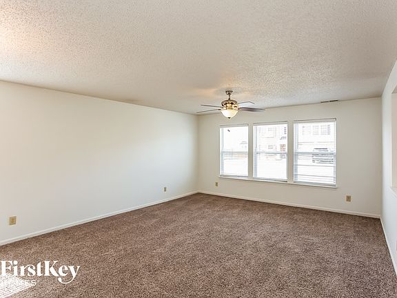 4th image of 10211 Tournon Dr