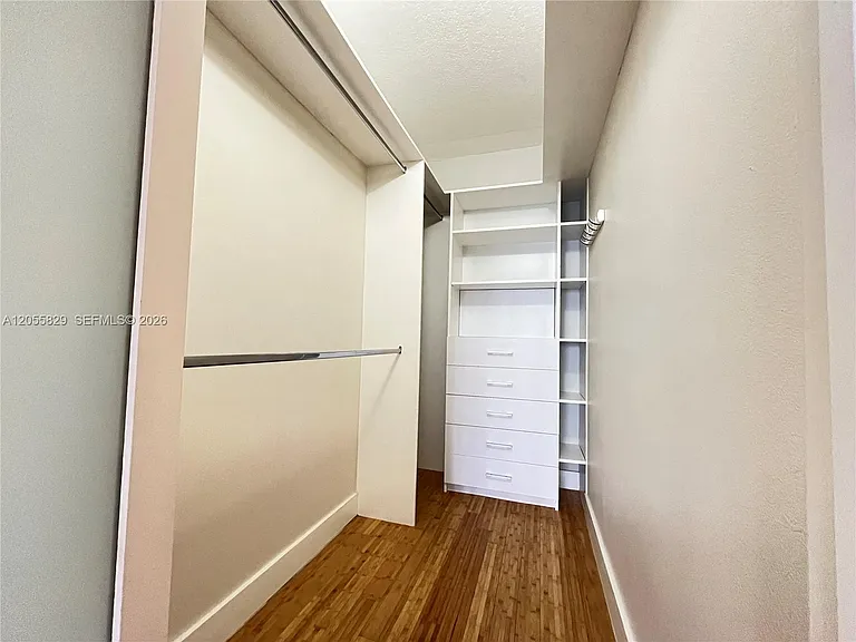 10 Aragon Ave #614 — Photo 17