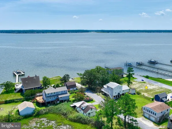 9 Grove St, Rehoboth Beach, DE 19971