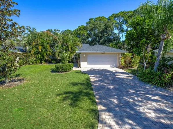 5247 VILLA MAJORCA COURT #27, SARASOTA, FL 34235