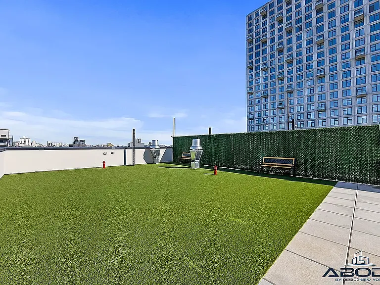 154 Lenox Rd #5C — Photo 8