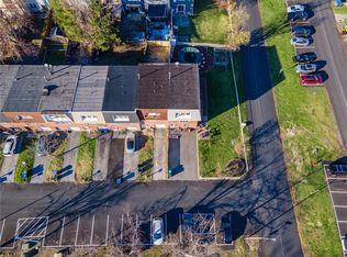 2 Hampton Ct, Middletown, NY 10941