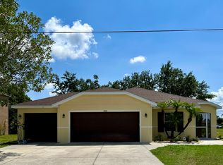 1068 Venture Ct, Punta Gorda, FL 33983