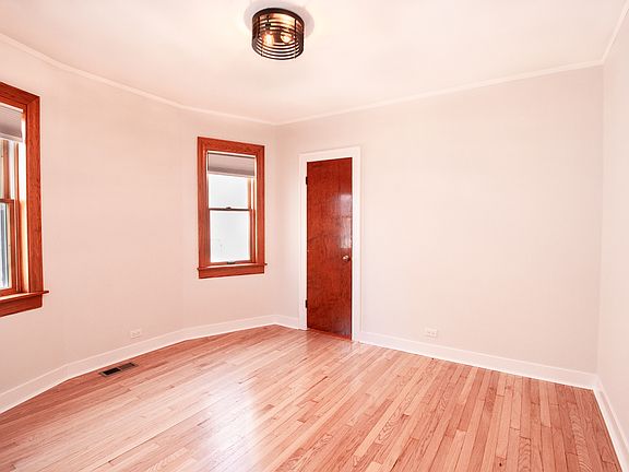 5th image of 3328 N New England Ave