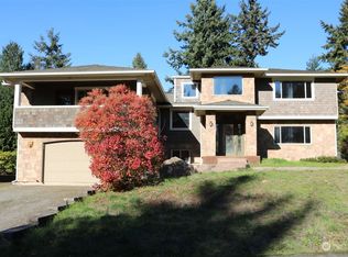 310 SW 203rd St, Normandy Park, WA